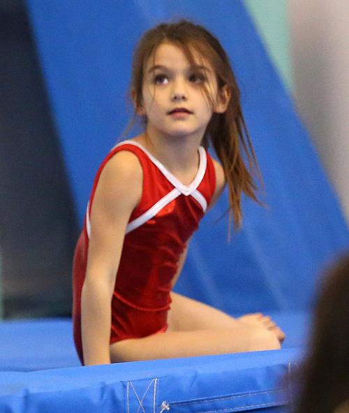 Suri cruise july17 000889_ _1.jpg