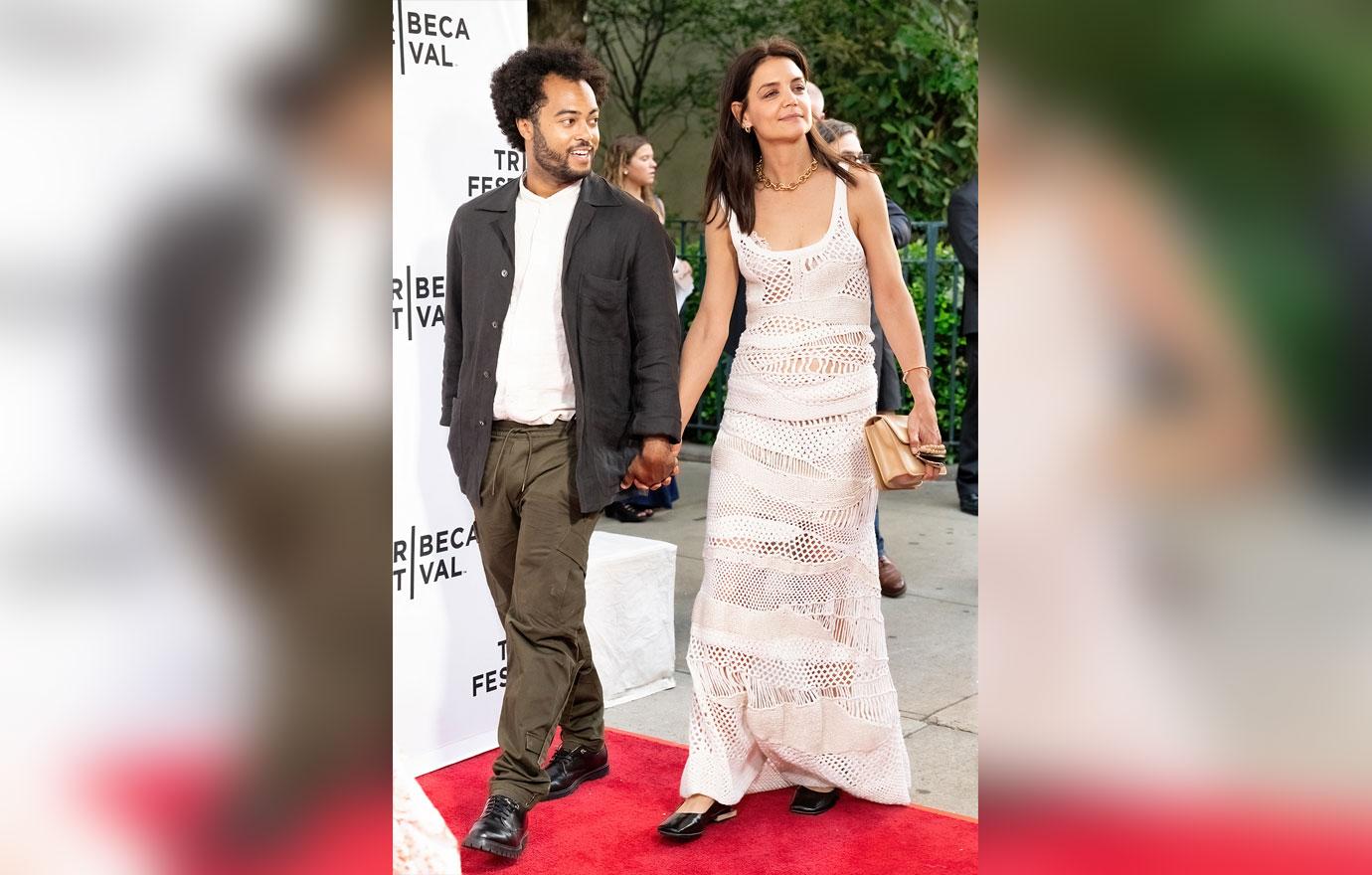 katie holmes and boyfriend bobby wooten iii attend alone together premiere