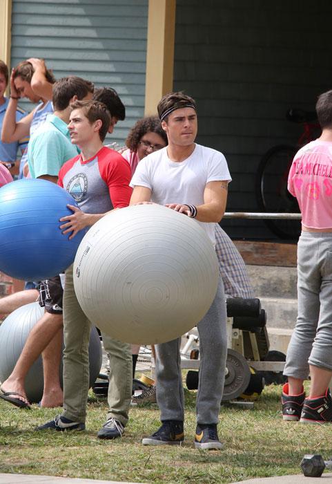 Ok_050913_news_zac efron.jpg