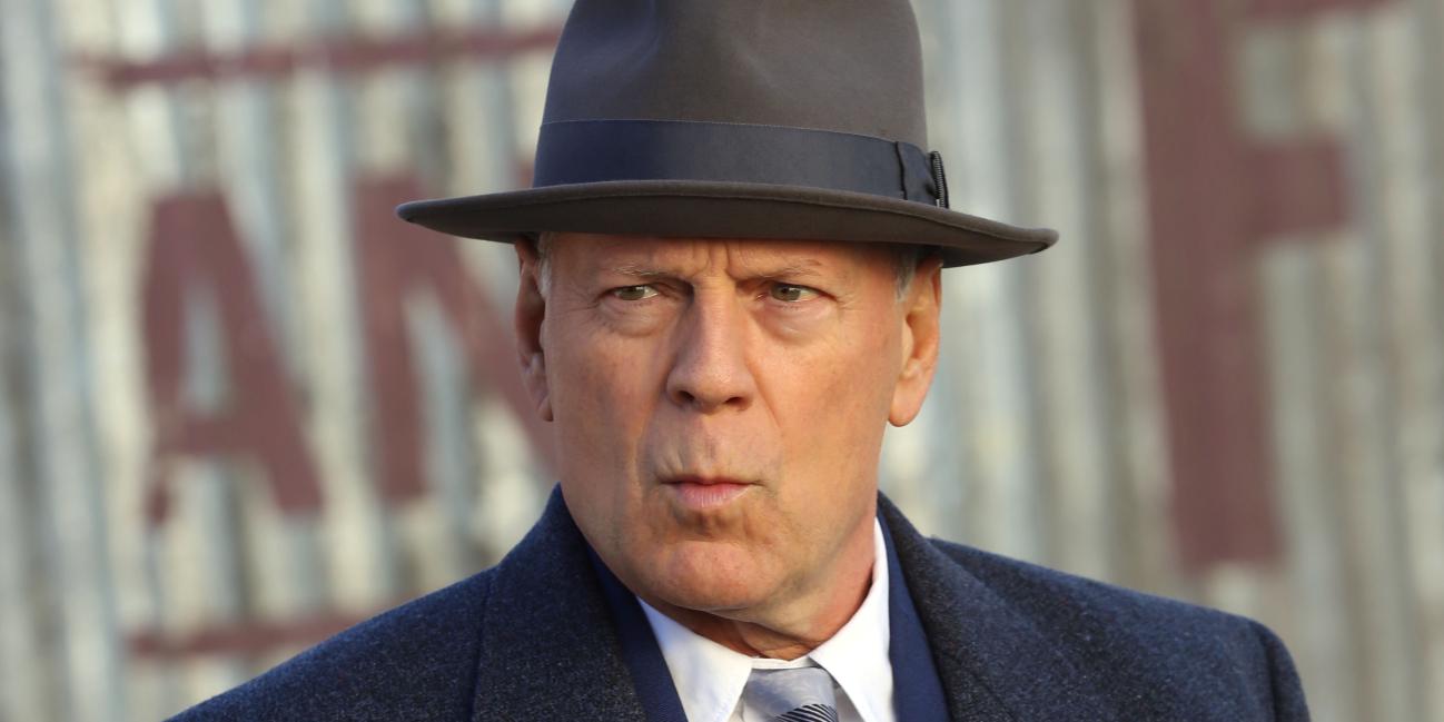 bruce willis dementia fears covid  mask